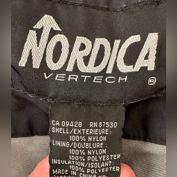 *Nordica Ski Jacket, Size Medium/Large (ML), Red/Black - Picture 6 of 9
